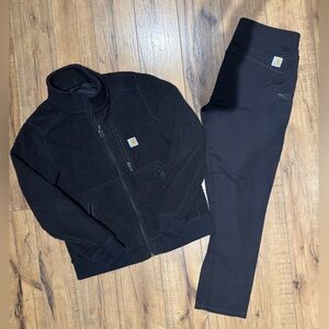 Carhartt black work leggings and fuzzy fleece jacket
